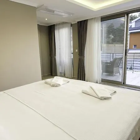Villa Oscar 1 *